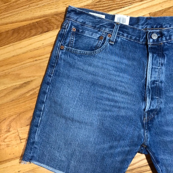 NWT Levi’s 501 Size 36 Premium ‘93 Cut Off Shorts - Picture 8 of 16